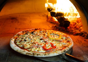 pizza chic aix les bains cuisson au feu de bois